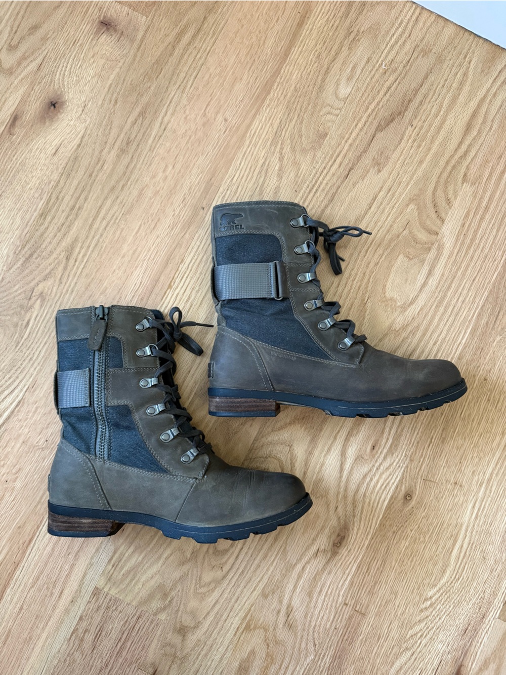 Sorel Emelie Conquest Leather Waterproof Lace Up Boots Gray Brown Size 8 - Picture 10 of 11